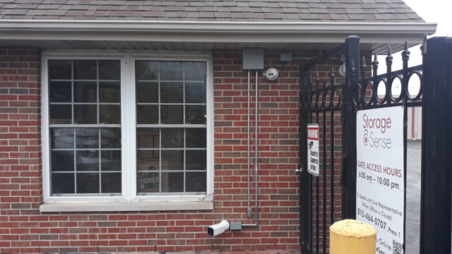 IP Analytic System with License Plate Camera on Commercial Site in Frankfort, Illinois